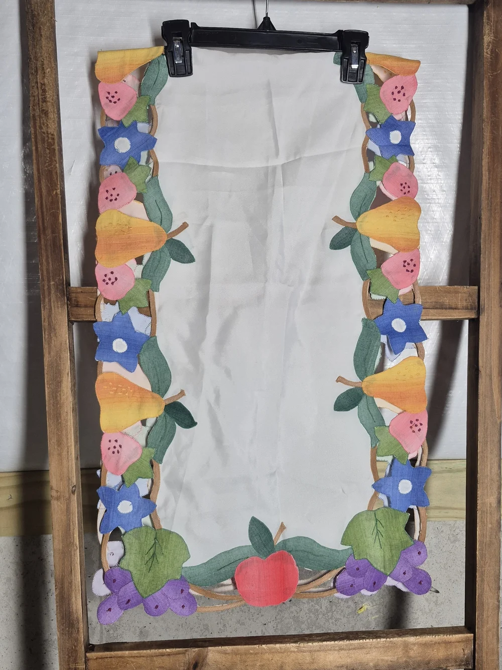 Fruit & Floral Table runner and 8 placemats